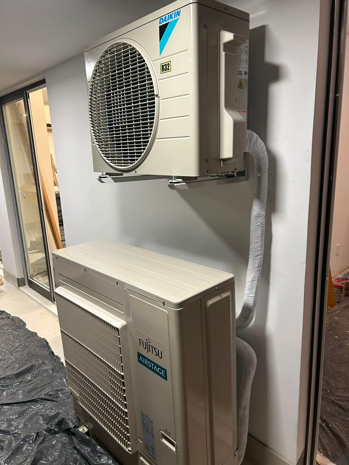 Instalação de condensadoras Daikin e Fujitsu Airstage